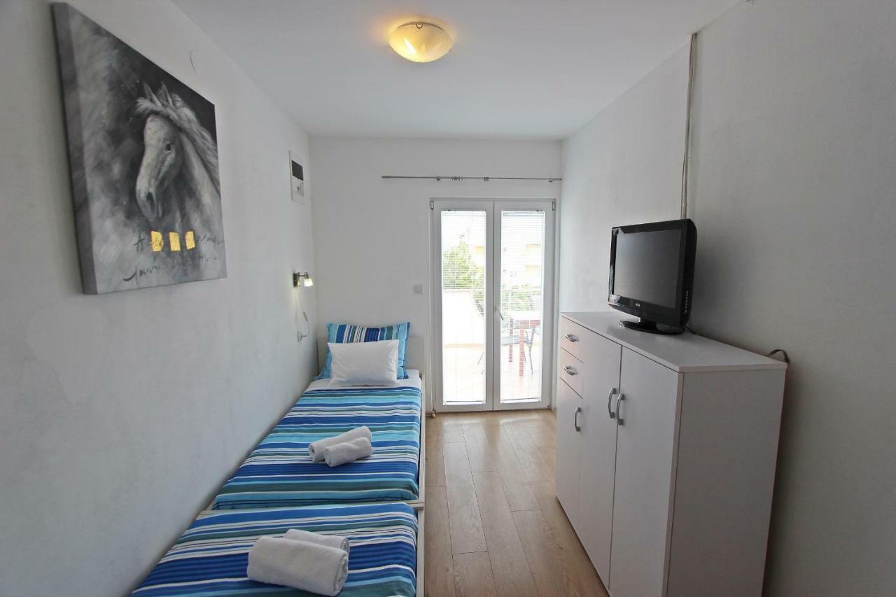 Apartments Josip Murter Bagian luar foto