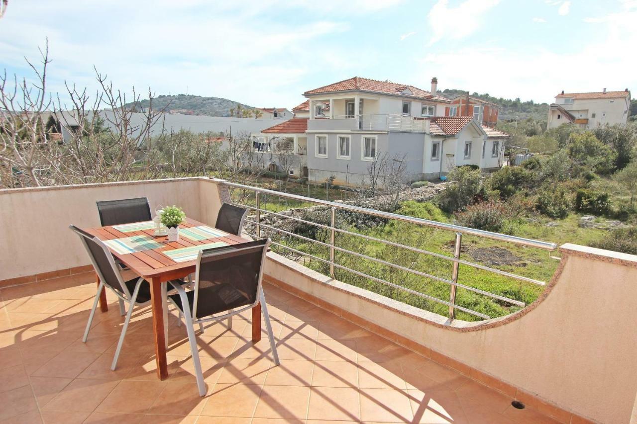Apartments Josip Murter Bagian luar foto